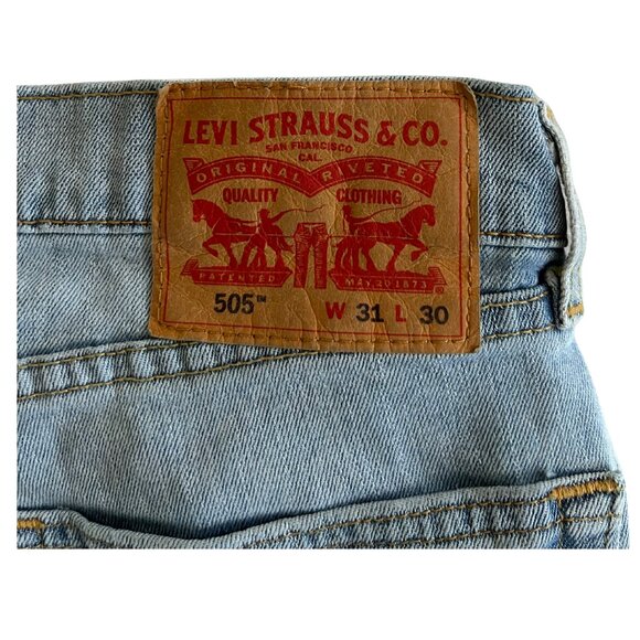 505™ Regular Fit Men's Jeans - Light Wash - Picture 3 of 5
